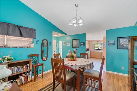 395 Grove Isle Circle Vero Beach FL 32962