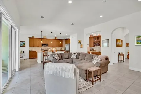 393 11th Square SW Vero Beach FL 32962