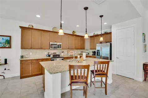 393 11th Square SW Vero Beach FL 32962