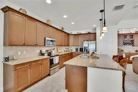 393 11th Square SW Vero Beach FL 32962