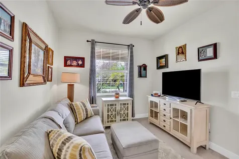 393 11th Square SW Vero Beach FL 32962