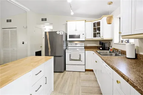 869 Wentworth Street Sebastian FL 32958