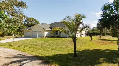13855 83rd Street Fellsmere FL 32948