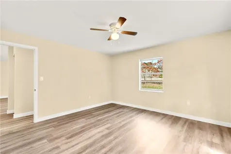 2105 Donald Avenue Fort Pierce FL 34946