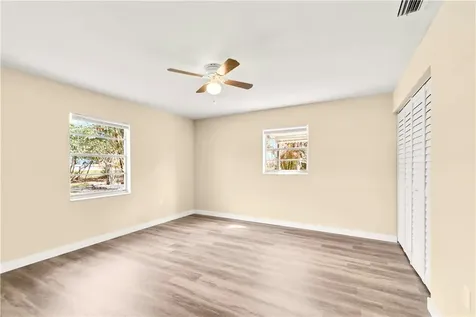 2105 Donald Avenue Fort Pierce FL 34946