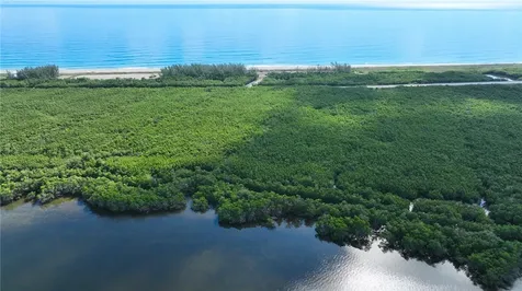 Lot 7 S Ocean Drive Hutchinson Island FL 34949