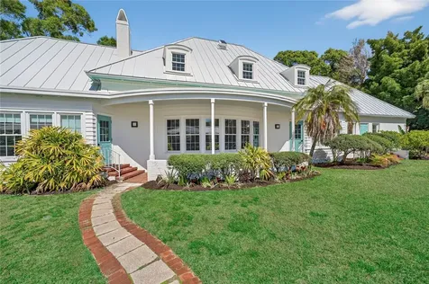 4945 16th Street Vero Beach FL 32966