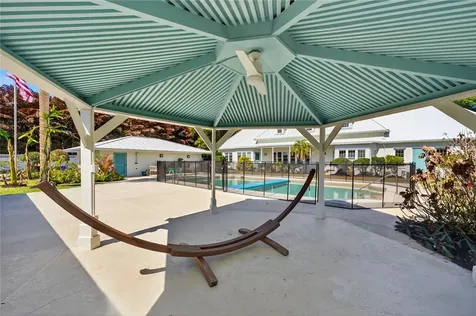4945 16th Street Vero Beach FL 32966