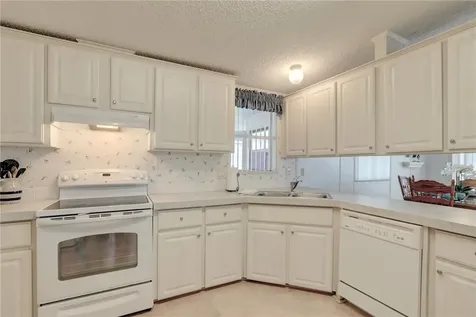7664 Chasta Road Micco FL 32976