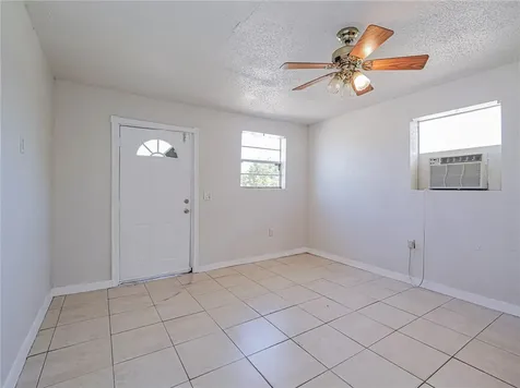 2431 42nd Place Vero Beach FL 32967
