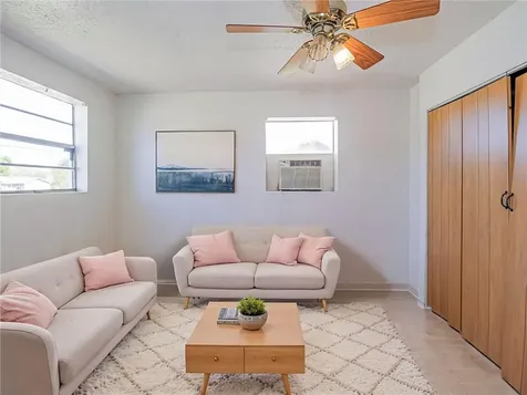 2431 42nd Place Vero Beach FL 32967