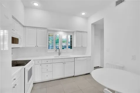 5040 Harmony Circle Vero Beach FL 32967