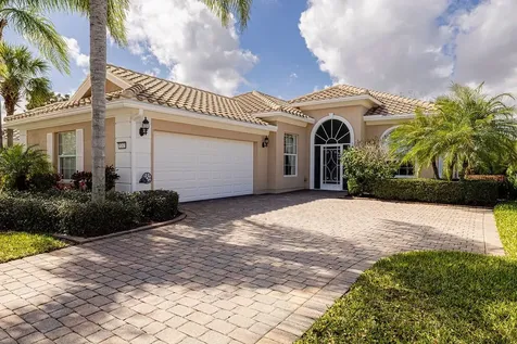 5242 Eleuthra Circle Vero Beach FL 32967