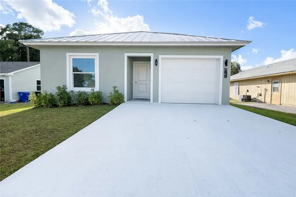 1635 22nd Avenue SW Vero Beach FL 32962