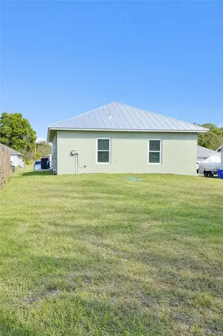 1635 22nd Avenue SW Vero Beach FL 32962