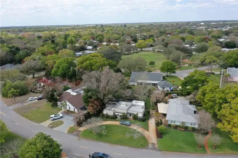 2245 Cortez Avenue Vero Beach FL 32960