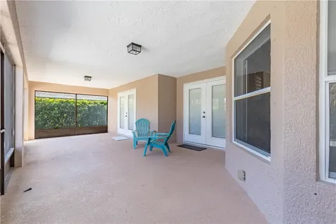 152 35th Square SW Vero Beach FL 32968
