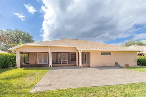 152 35th Square SW Vero Beach FL 32968
