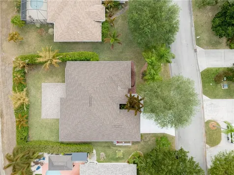 152 35th Square SW Vero Beach FL 32968