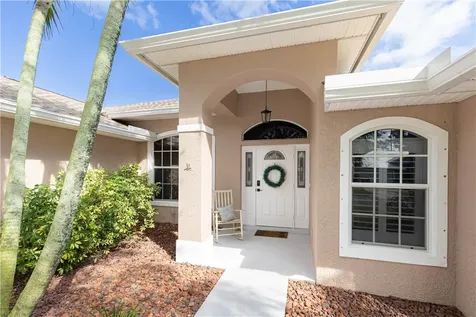 152 35th Square SW Vero Beach FL 32968