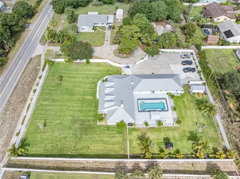 406 9th Court Vero Beach FL 32962