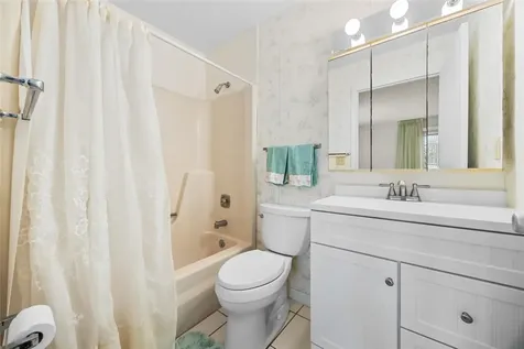 98 Spring Lake Drive Vero Beach FL 32962