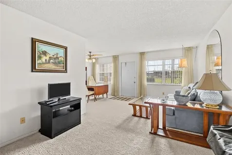 98 Spring Lake Drive Vero Beach FL 32962