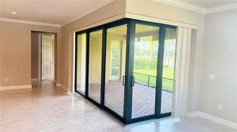 5089 Pendelton Square Vero Beach FL 32967