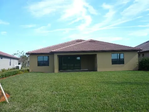 5089 Pendelton Square Vero Beach FL 32967
