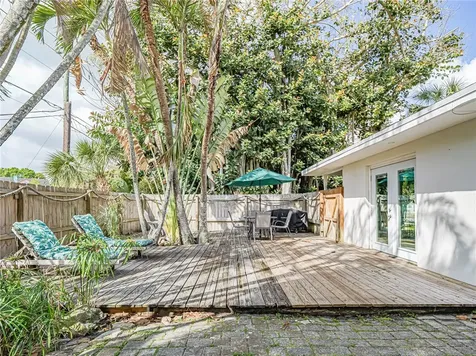 1206 21st Court Vero Beach FL 32960