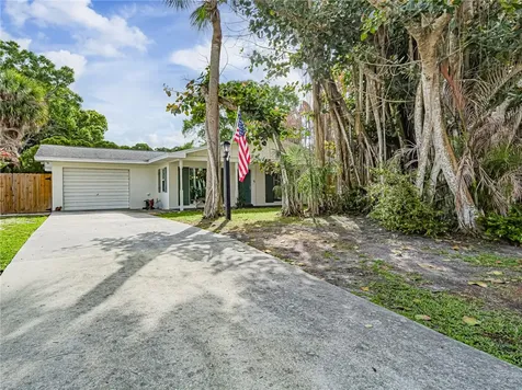1206 21st Court Vero Beach FL 32960