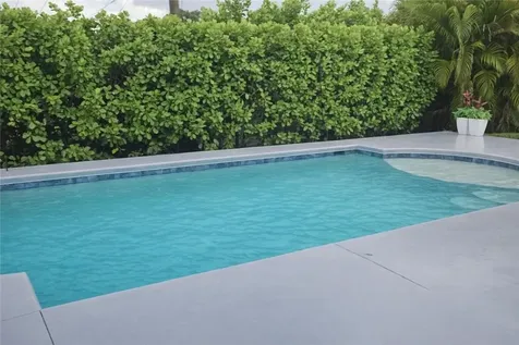 6325 6th Street Vero Beach FL 32968