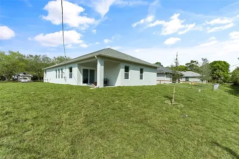 8646 100th Avenue Vero Beach FL 32967
