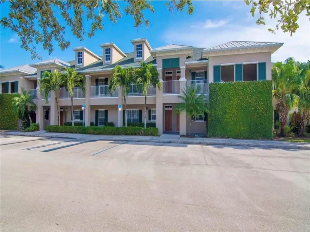 4380 Doubles Alley Drive Vero Beach FL 32967