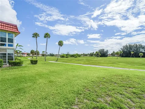 55 Woodland Drive Vero Beach FL 32962