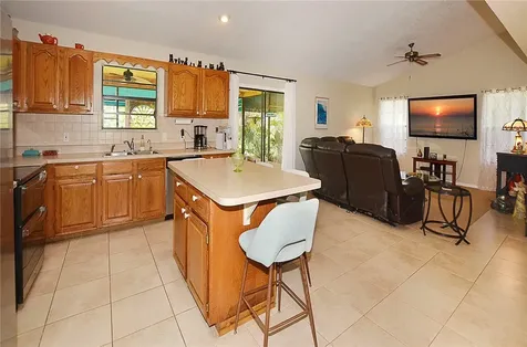 381 Main Street Sebastian FL 32958