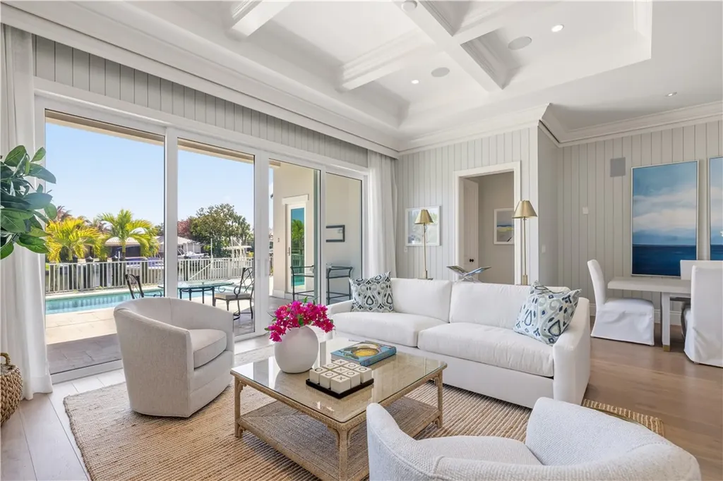 21 Royal Palm Point Vero Beach FL 32960