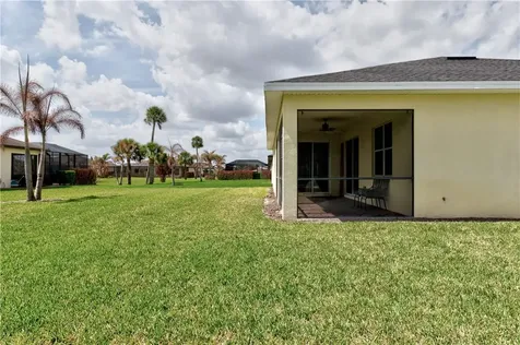6220 Arcadia Square Vero Beach FL 32966
