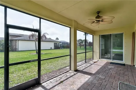 6220 Arcadia Square Vero Beach FL 32966