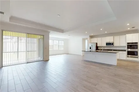 6220 Arcadia Square Vero Beach FL 32966