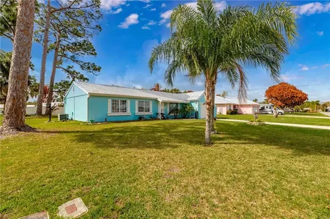 621 24th Street SW Vero Beach FL 32962