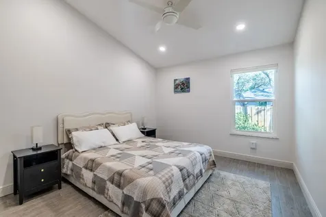 9330 Seagrape Drive Vero Beach FL 32963
