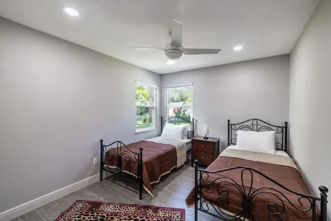 9330 Seagrape Drive Vero Beach FL 32963