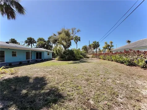 715 Holly Road Vero Beach FL 32963