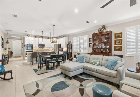 1645 Willows Square Vero Beach FL 32966