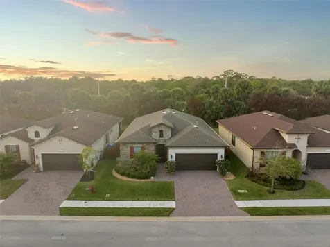 1645 Willows Square Vero Beach FL 32966