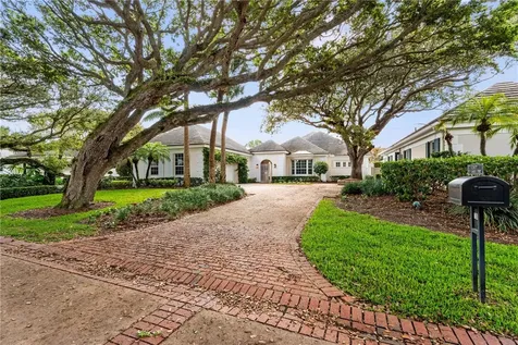 230 Sundial Court Vero Beach FL 32963