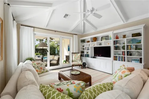 230 Sundial Court Vero Beach FL 32963