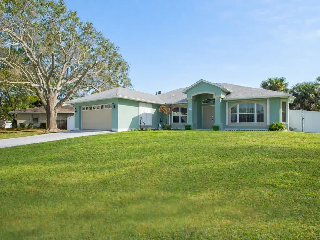 492 Biscayne Lane Sebastian FL 32958