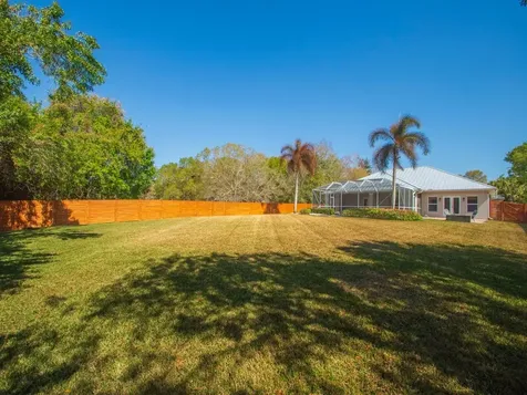 4045 62nd Avenue Vero Beach FL 32966